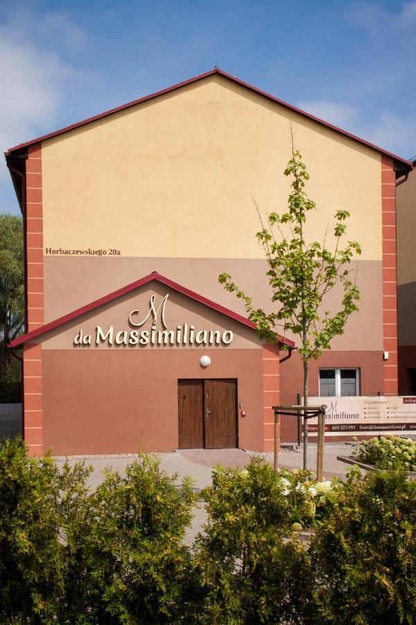 Da Massimiliano Aparthotel Wroclaw Exterior photo
